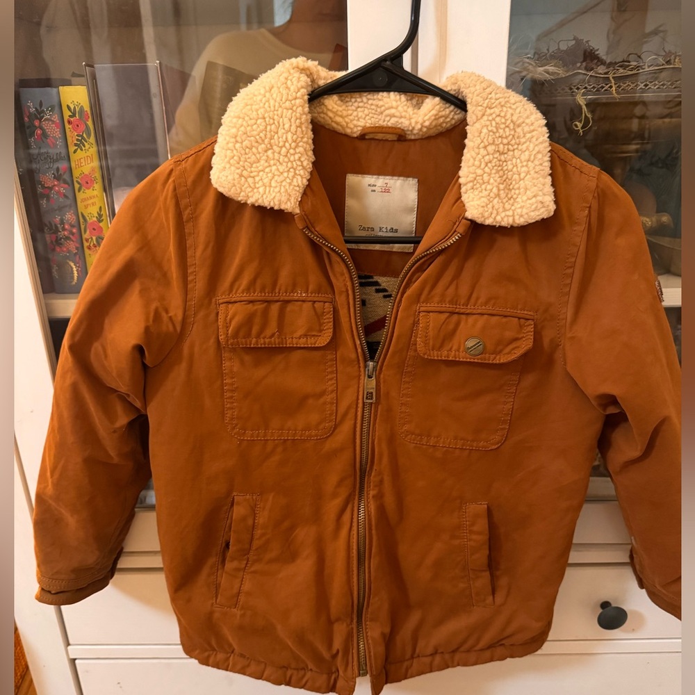 Boys Zara Sherpa color jacket size 7